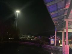 -平望服务区·停车场