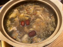 -邹开喜·炭炉鸡煲·海鲜火锅(虹口足球场店)