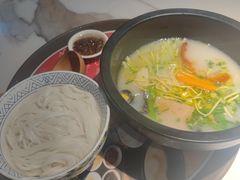-妈妈故事米线(市府恒隆店)