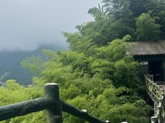 -南尖岩