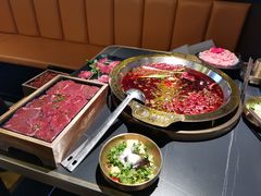 -锅哥有料老火锅(金港国际店)