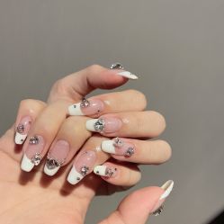 -HUII NAIL绘京美甲美睫会馆