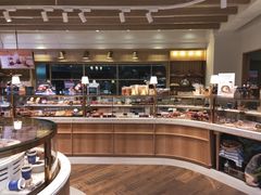 面包甜点陈列柜-巴黎贝甜(阳光上东店)