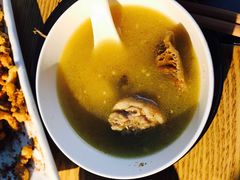 -菌海森林·非遗野生菌火锅(西山区滇池路摩根道店)