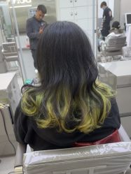 -首脑美发沙龙