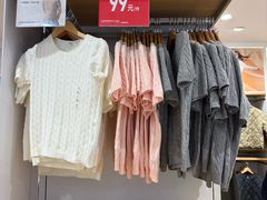 -优衣库(上海虹口龙之梦店)