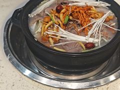 -九寨特色牦牛肉汤锅 羊肉汤锅