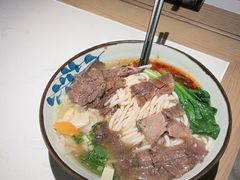 -鑫花溪牛肉米粉(凤凰街创始总店)
