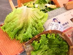 -阿婆情腊排骨火锅(忠义店)
