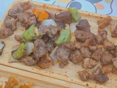 -小河公主秘制烤羊腿(小绿谷店)