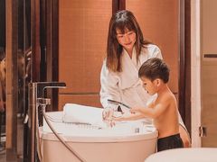 -三亚湾海居铂尔曼度假酒店