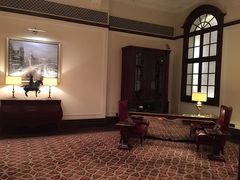 -LONG BAR 廊吧(外滩华尔道夫酒店)