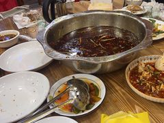 -乡土特色.冷锅鱼.牦牛肉汤锅