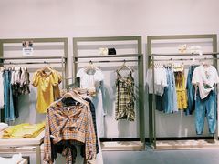 -URBAN REVIVO(佛山南海万达广场店)