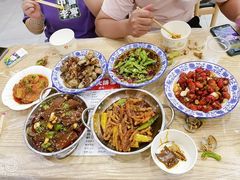 -江城燕子大排档(江汉路步行街店)