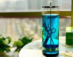 -Hello Lady发型设计