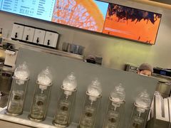 -喜茶(杭州滨江宝龙店)