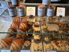 -VERIE BAKEHOUSE