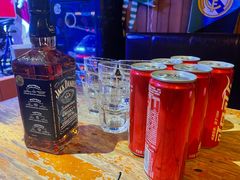 -鲨鱼美式餐厅酒吧Sharky