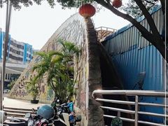 -顺德大良半月城游乐场