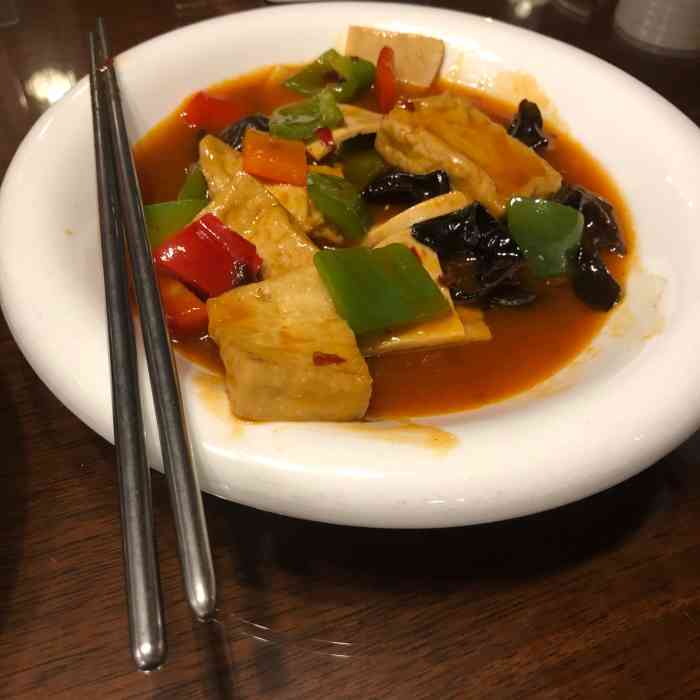 悦意生活健康素食馆"what?吃素食91小伙伴的提议刚开始.