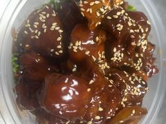 -巍山𤆵肉饵丝