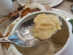 -东方红海鲜百汇(国际大厦店)