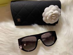-Chanel