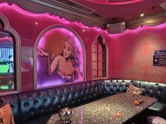 -UK派对KTV(日月广场店)