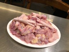 -胡须佬鸡煲四季火锅店(石厦西村直营店)