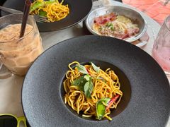 -邢泰记