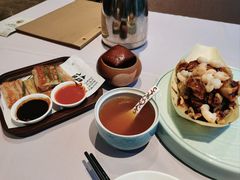 -皇饭儿餐饮管理有限公司(赞成大厦店)