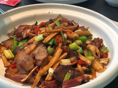 -鸽子侯·家宴·平价海鲜(市图书馆店)