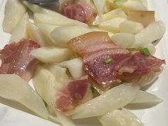 腊肉铁棍山药-梅龙镇酒家(南京西路总店)