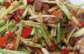 Spicy Stir-fried Pig Ear