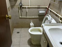 -福满满欢阁国际青年旅舍(深圳福田岗厦地铁站店)