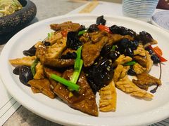 火爆两样-七力素餐厅(直沽店)