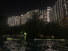 -三亚湾海居铂尔曼度假酒店