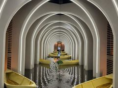 -涨巢·潮玩水疗局