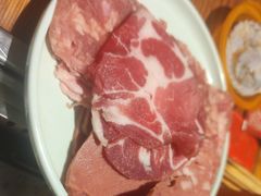 -钦瓦台时尚自助餐厅(银泰城店)