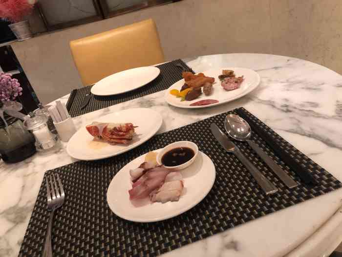 瑞吉酒店·河岸餐厅-"河岸餐厅是天津唯一一个五星级河景自助餐厅.