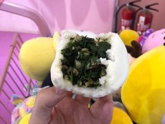 -白玉兰食品甜凤店(合生汇店)