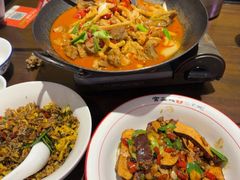 -富正毅三下锅·湘西韵味(天门山索道店)
