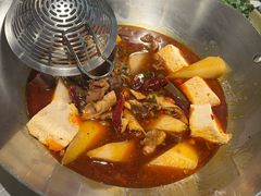 -左庭右院鲜牛肉火锅(金山万达店)