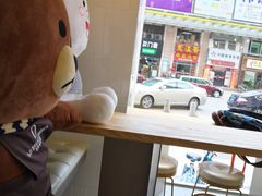 -顶东面包花园·生日蛋糕(世博店)