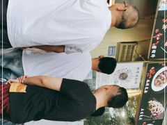 -老黄记手撕烤兔(玉林街店)