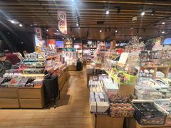 -九木杂物社(新奥购物中心店)