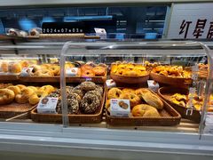 -红星前进面包牛奶公司(君太店)