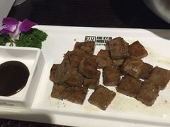 -HIHE Bistro·Oyster Bar(华熙live店)