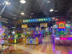 -卡通尼乐园(银泰店)